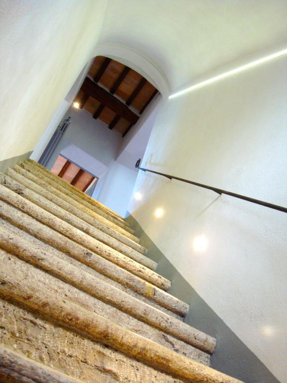 Le Antiche Mura Semproniano Bagian luar foto