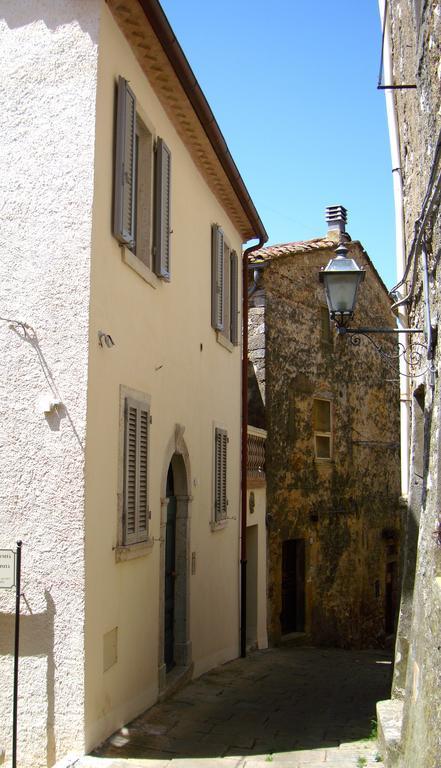 Le Antiche Mura Semproniano Bagian luar foto