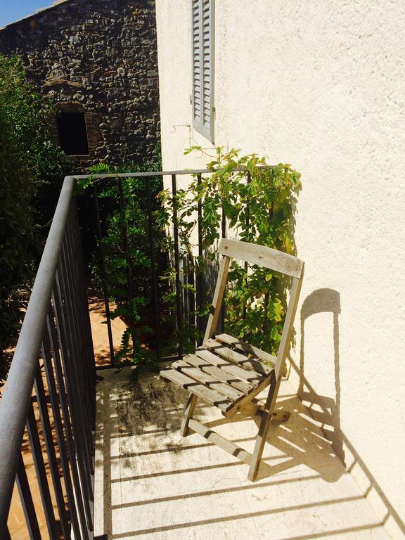 Le Antiche Mura Semproniano Bagian luar foto
