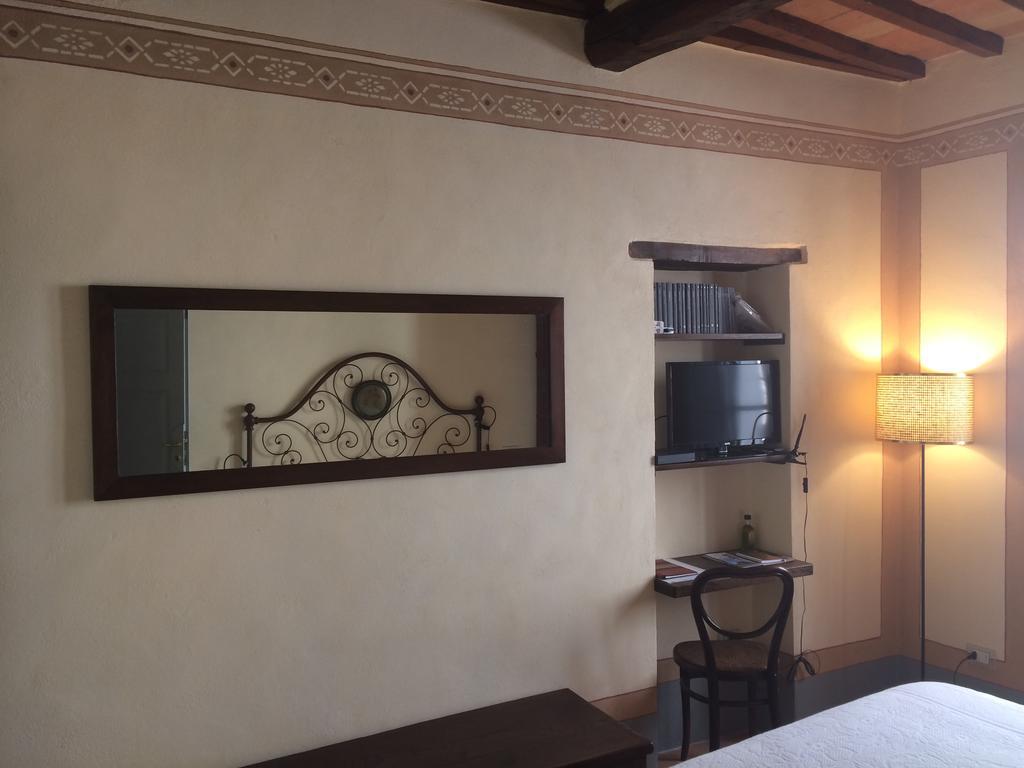 Le Antiche Mura Semproniano Bagian luar foto